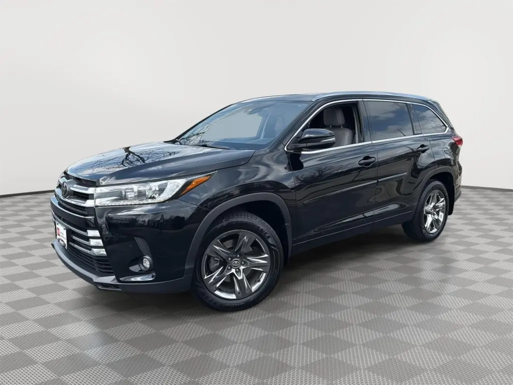 Silver Certified 2019 Toyota Highlander Limited Platinum