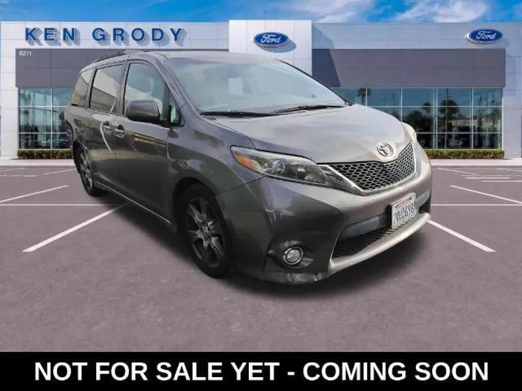Toyota Sienna 2017 SE 8-Passenger 4dr Mini-Van