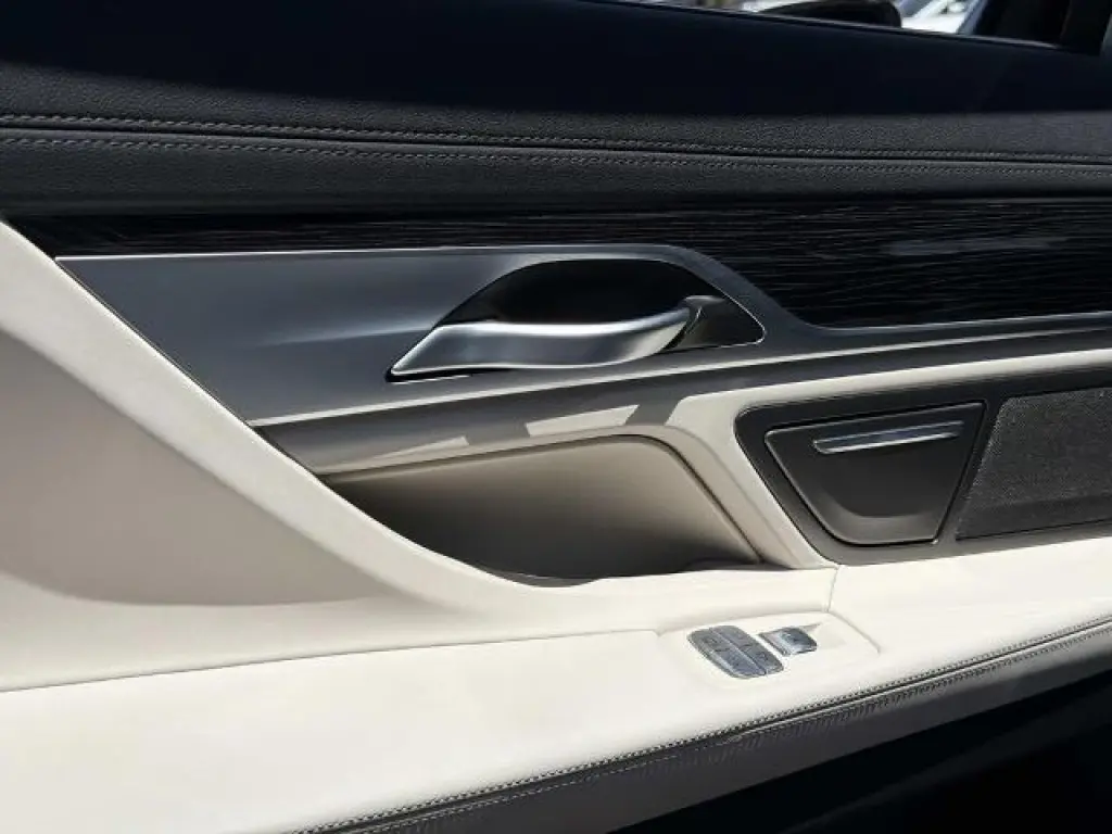 BMW 7 Series 2022 740i 4dr Sedan