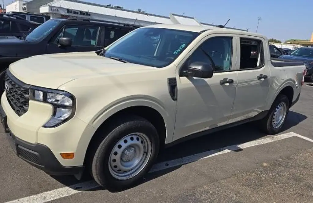 Ford Maverick 2025 XL 4dr SuperCrew 4.5 ft. SB