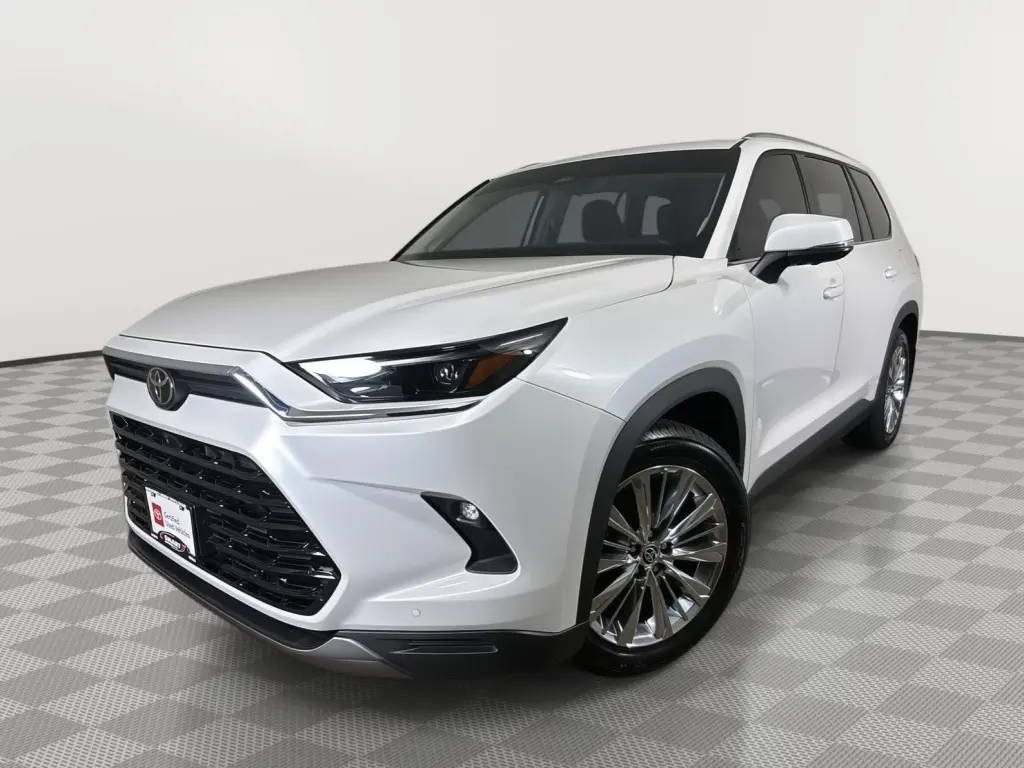 Gold Certified 2024 Toyota Grand Highlander Platinum