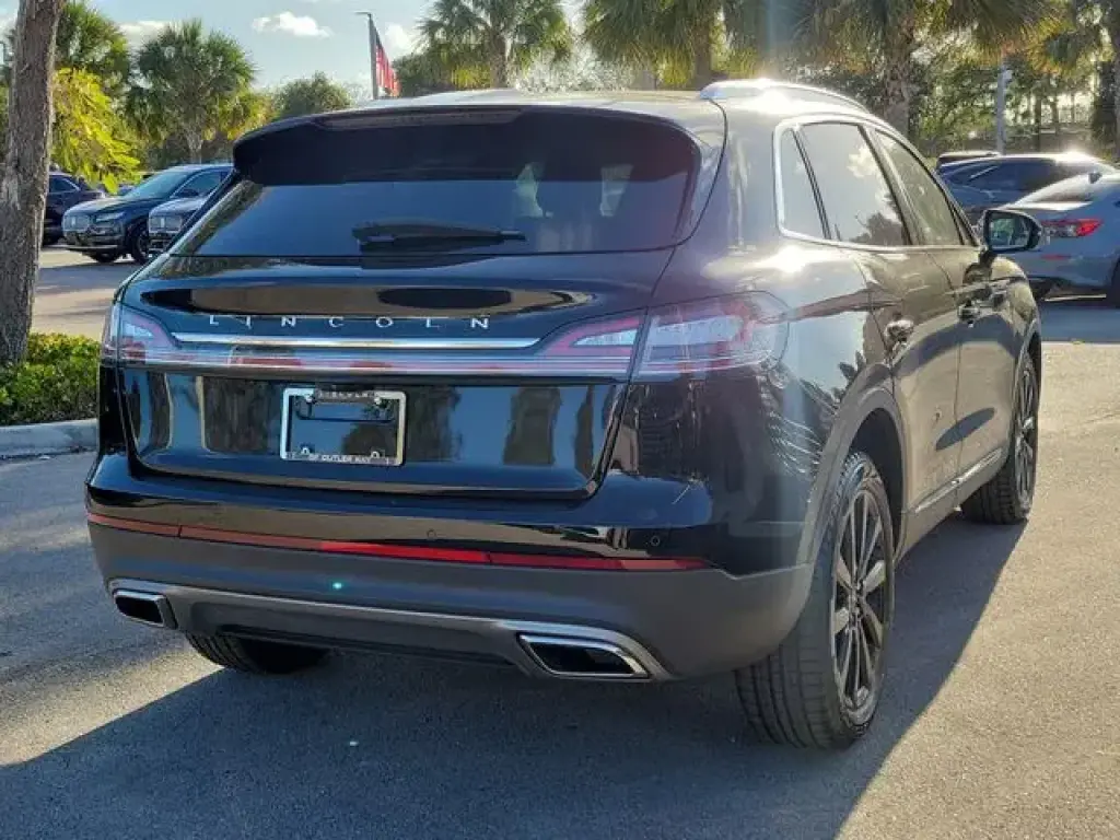 Lincoln Nautilus 2023 AWD Reserve 4dr SUV