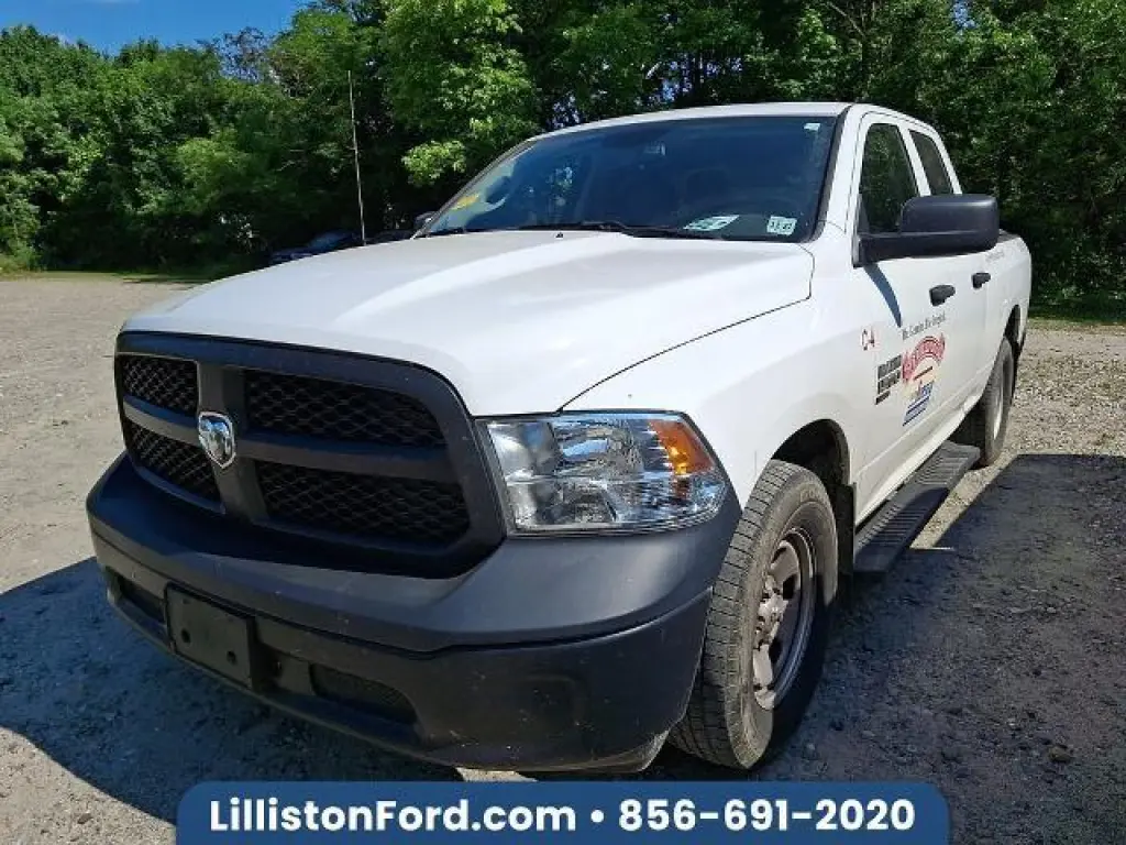 Ram 1500 Classic 2022 4x2 Tradesman 4dr Quad Cab 6.3 ft. SB Pickup