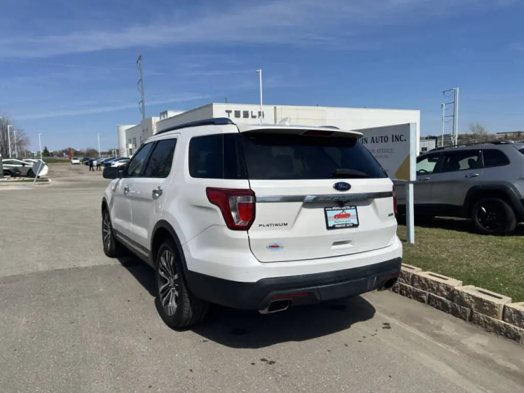 2017 Ford Explorer Platinum