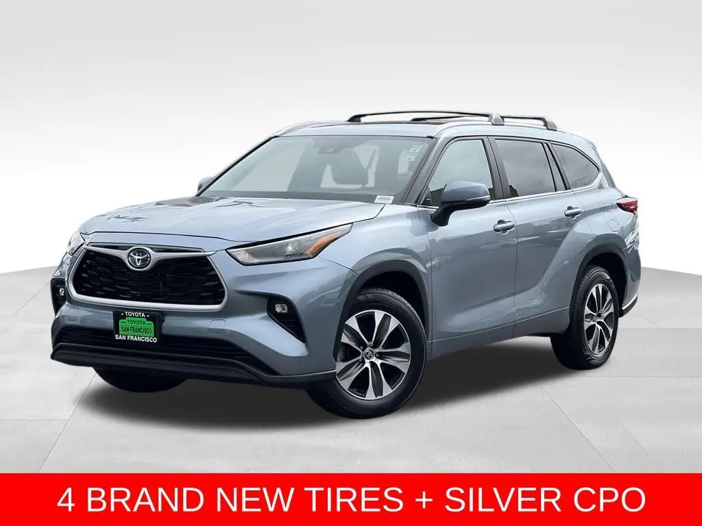 Silver Certified2023 Toyota Highlander Hybrid XLE