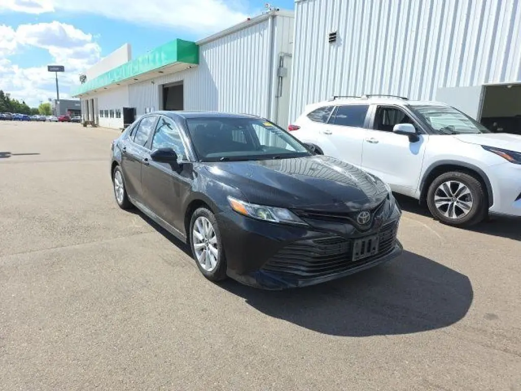 Toyota Camry 2020 LE 4dr Sedan