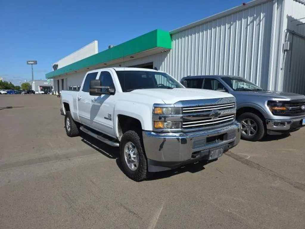 Chevrolet Silverado 2500HD 2016 4x4 LT 4dr Crew Cab SB