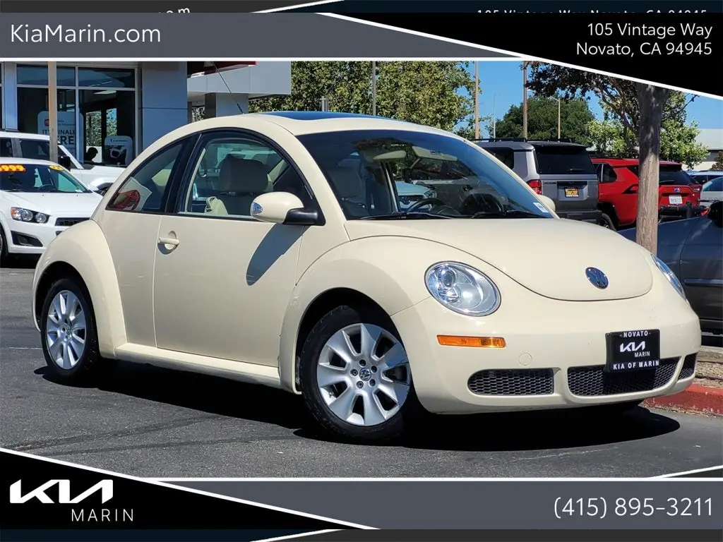 2009 Volkswagen Beetle 2.5L Black Tie Edition