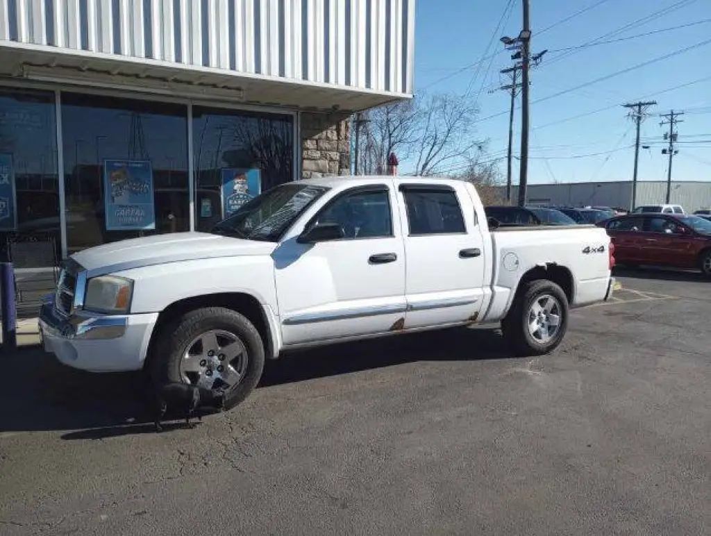 2005 Dodge Dakota Laramie