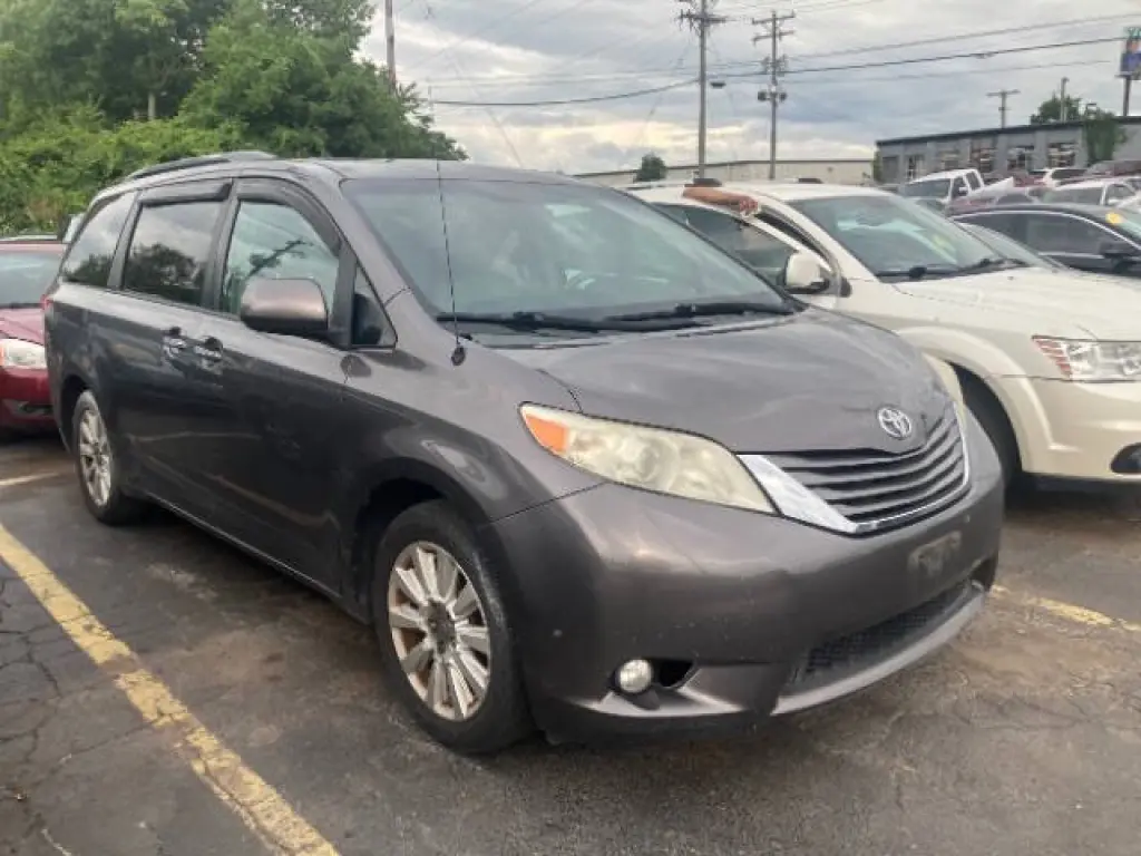 2013 Toyota Sienna
