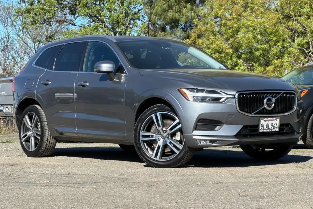 Volvo XC60 2021 AWD T6 Momentum 4dr SUV