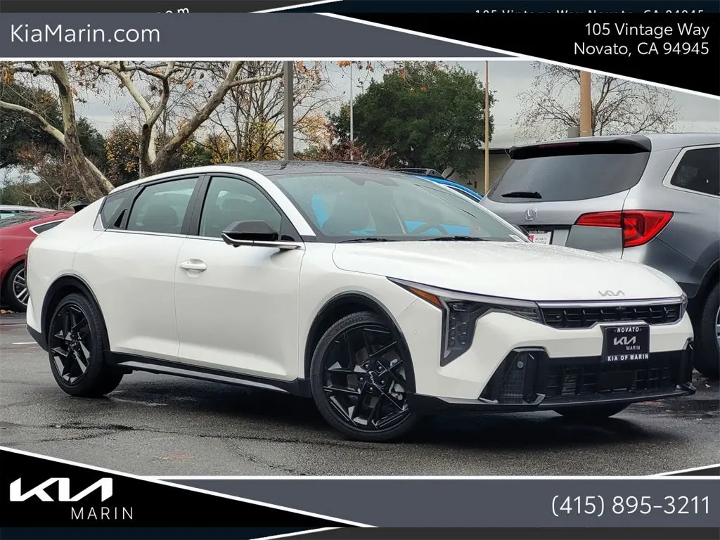 2025 Kia K4 GT-Line Turbo