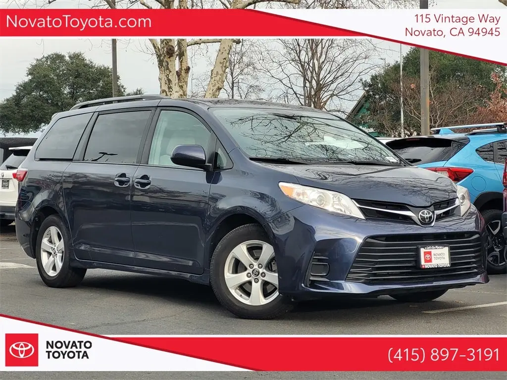 Silver Certified2019 Toyota Sienna LE 8 Passenger