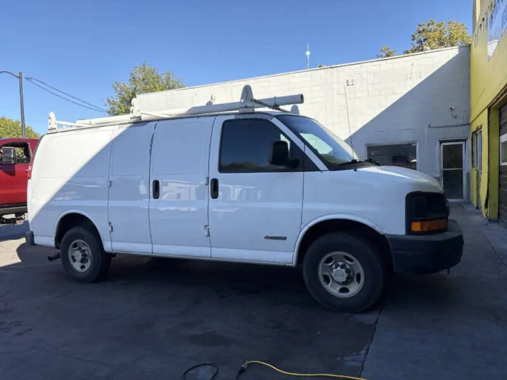 2005 Chevrolet Express 2500