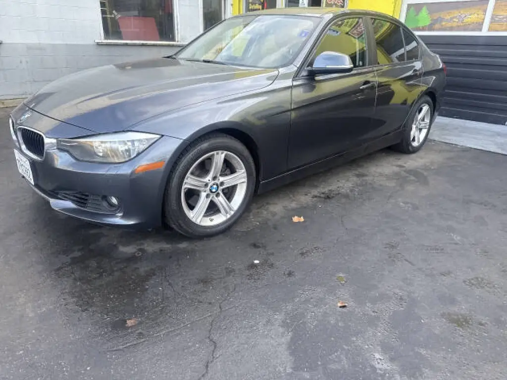 2013 BMW 3 Series