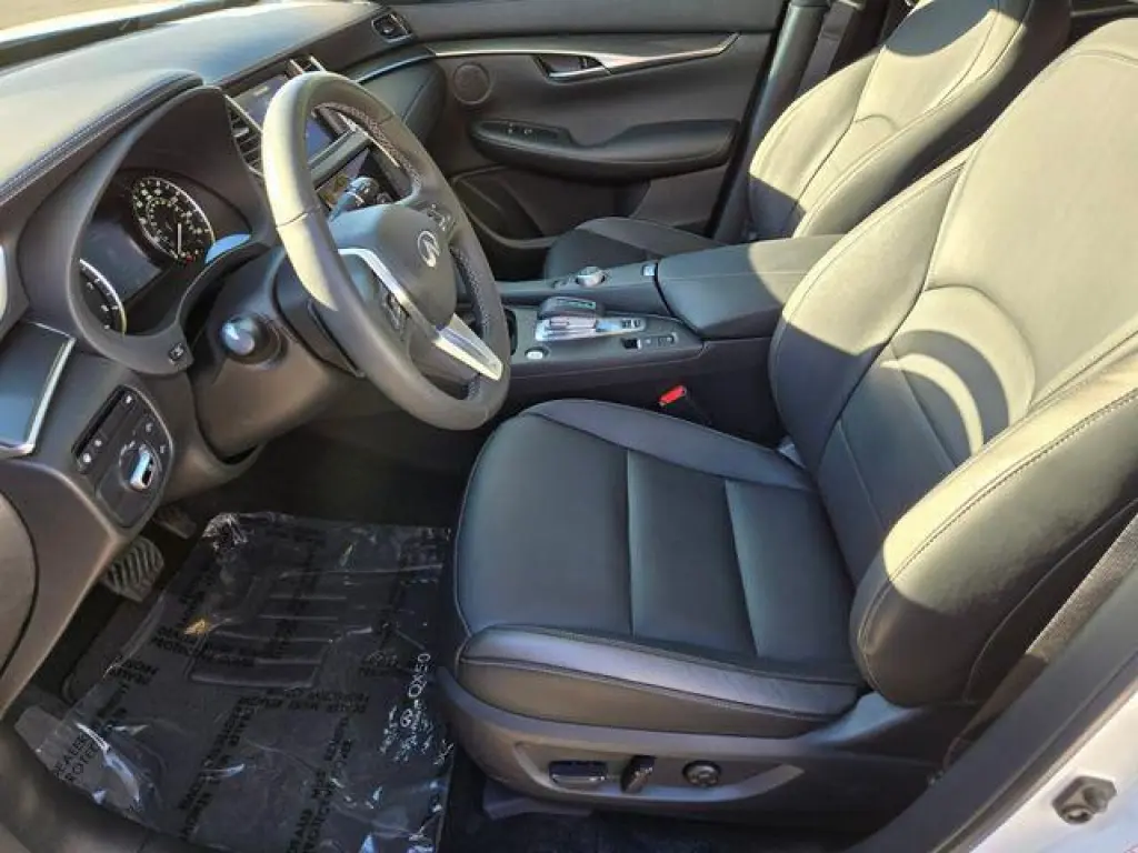 INFINITI QX50 2025 AWD Luxe 4dr Crossover