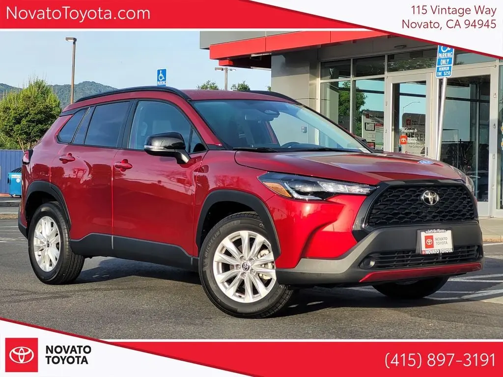 2025 Toyota Corolla Cross LE