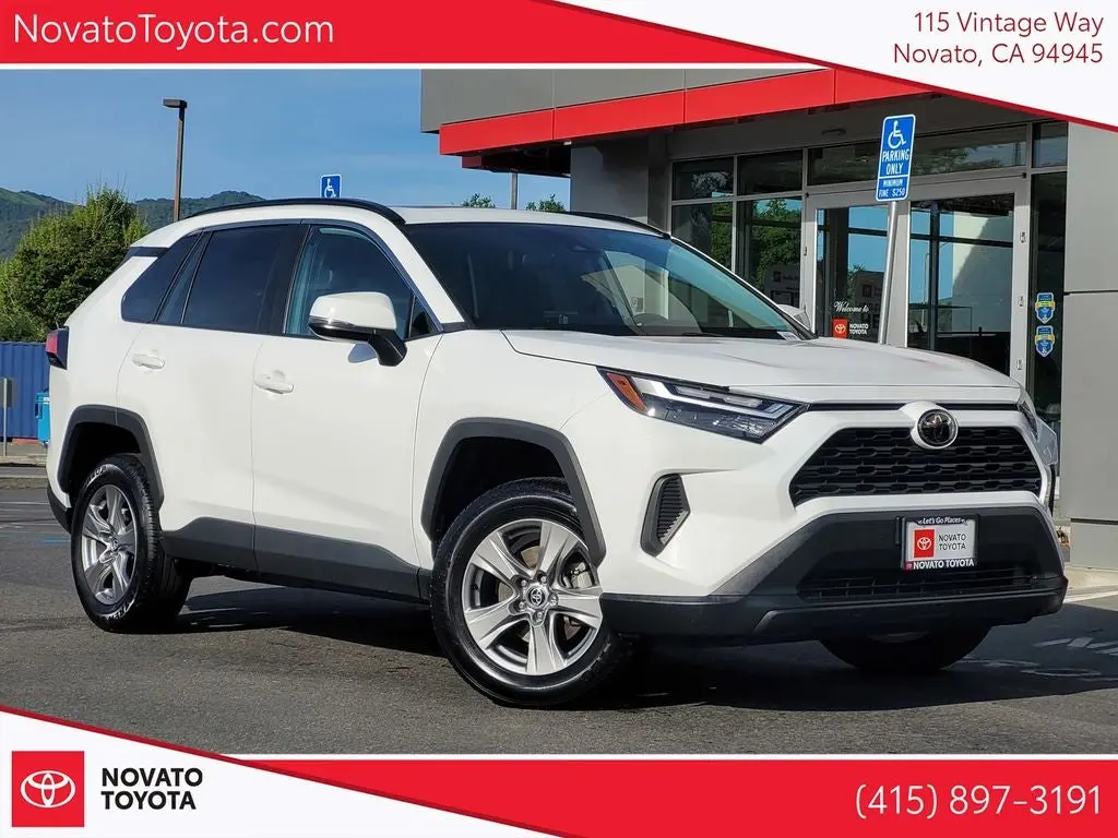 2024 Toyota RAV4 XLE