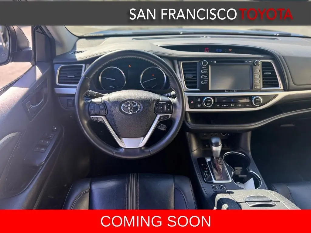Silver Certified 2019 Toyota Highlander SE