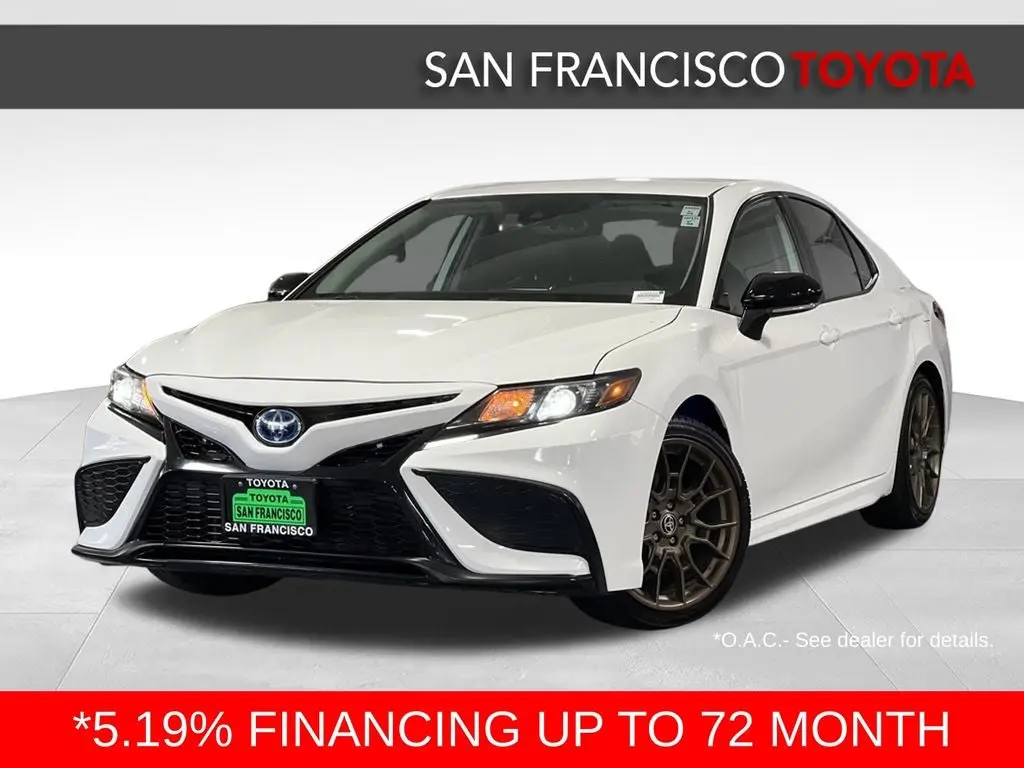2023 Toyota Camry Hybrid SE