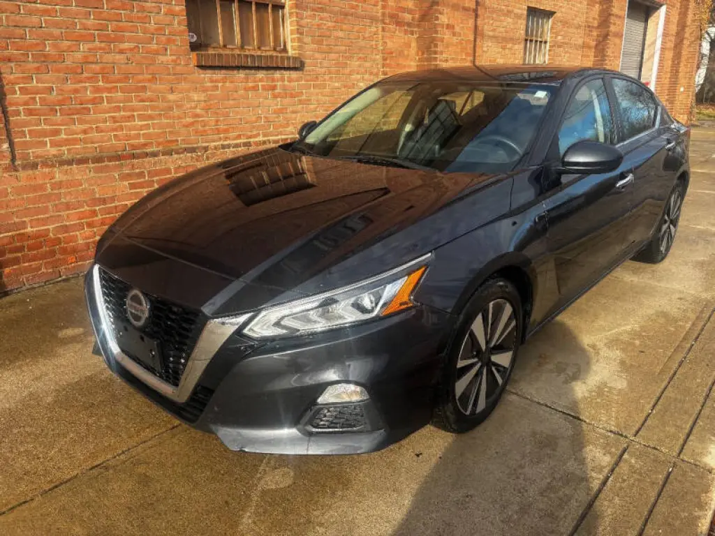 2021 Nissan Altima 2.5 SV