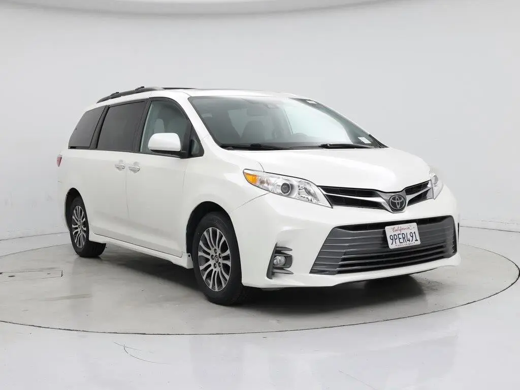 Toyota Sienna 2020 XLE 7-Passenger Auto Access Seat 4dr Mini-Van
