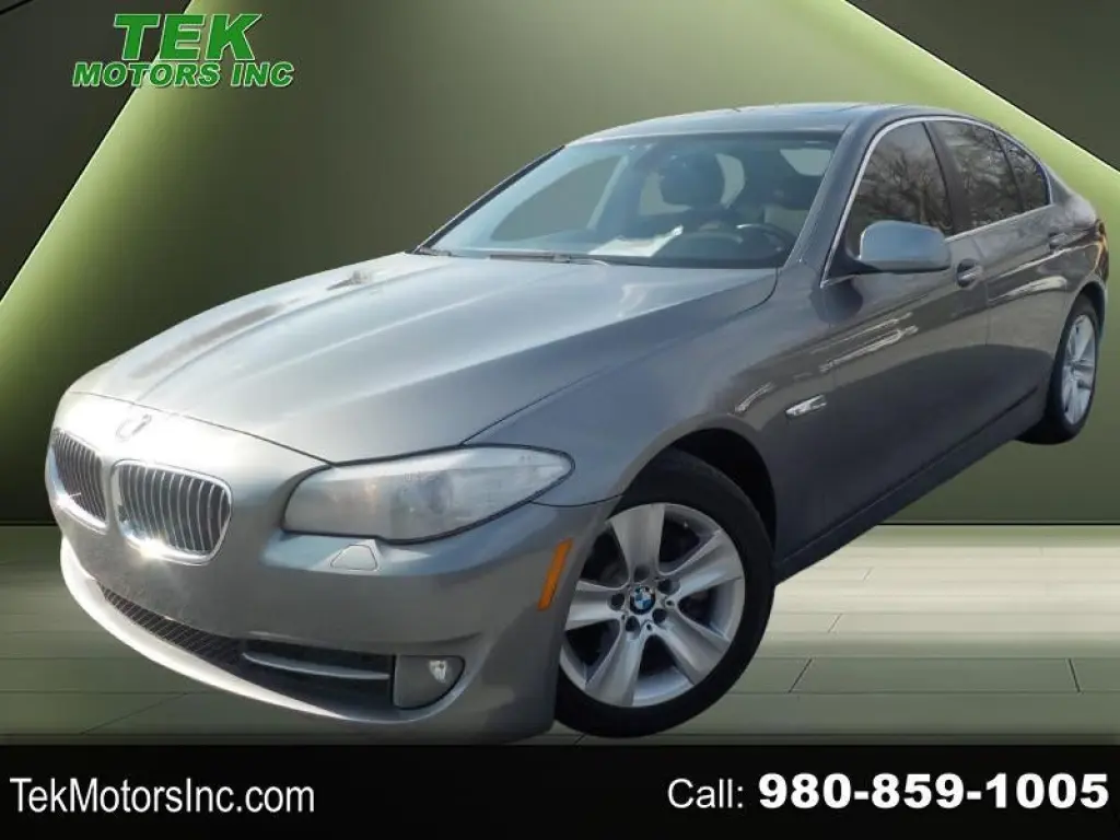 2011 BMW 5-Series 528i