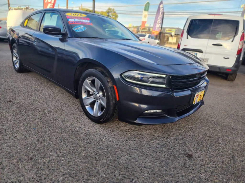 2016 Dodge Charger SXT