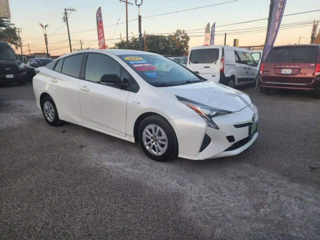 2016 Toyota Prius Two