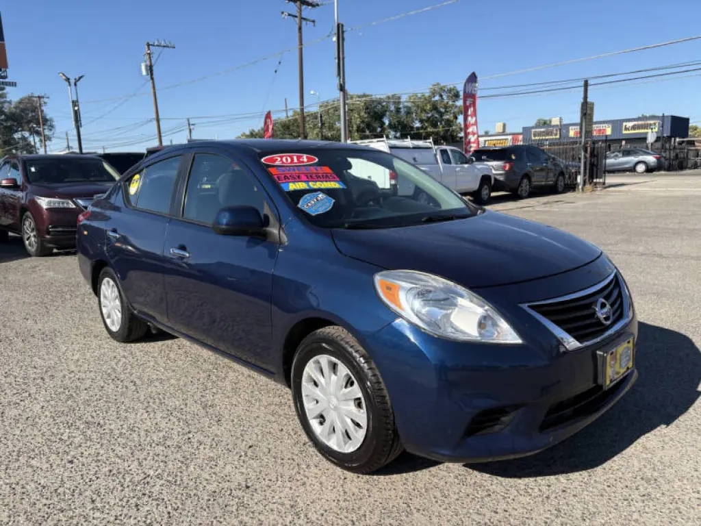 2014 Nissan Versa 1.6 S