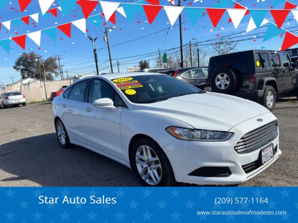 2016 Ford Fusion SE