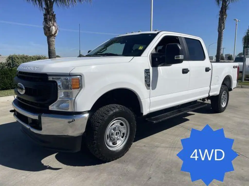 Ford F-250 Super Duty 2022 4x4 XL 4dr Crew Cab 6.8 ft. SB Pickup