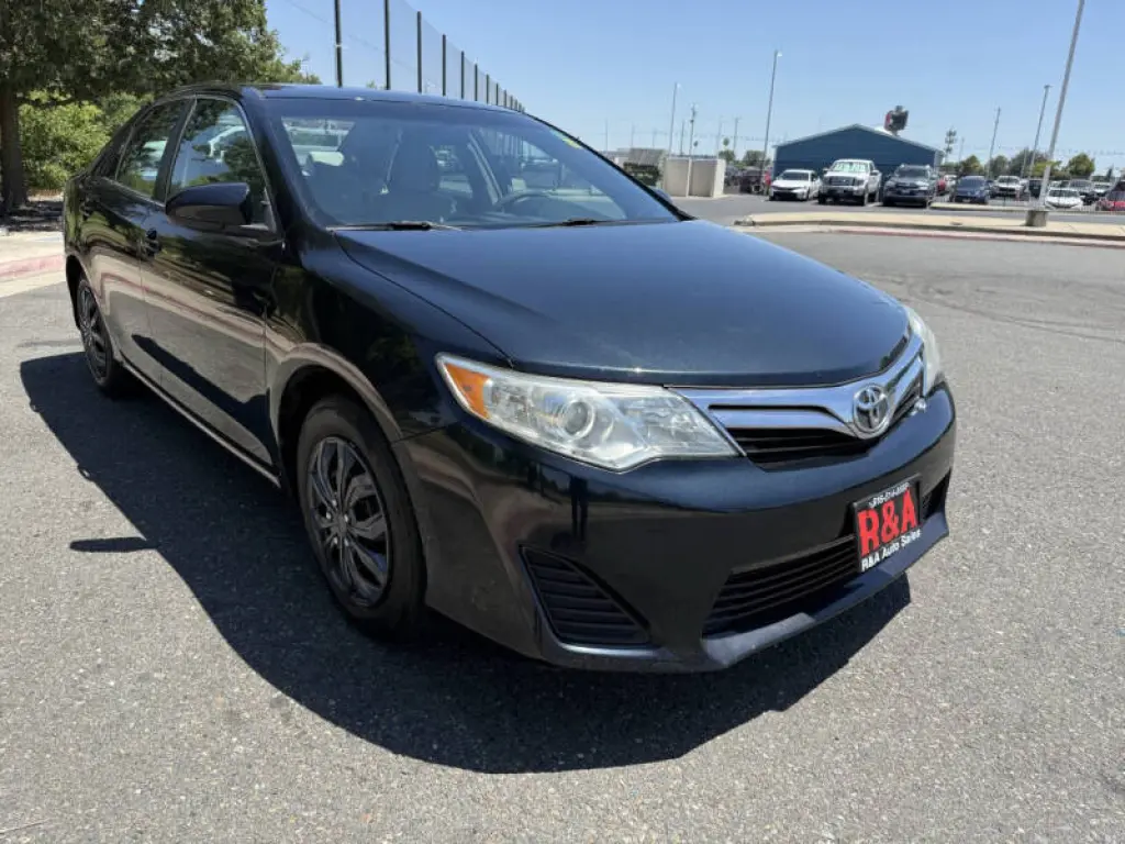 2012 Toyota Camry LE