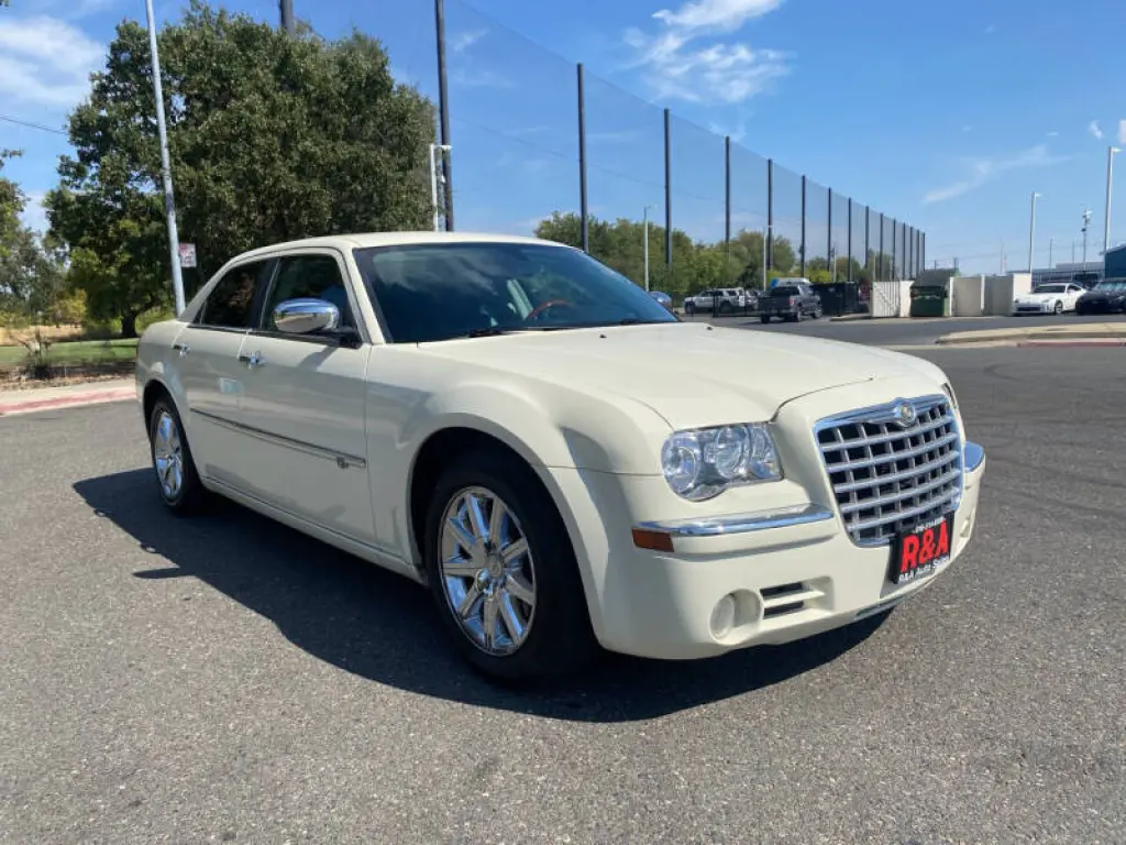 2010 Chrysler 300 C HEMI
