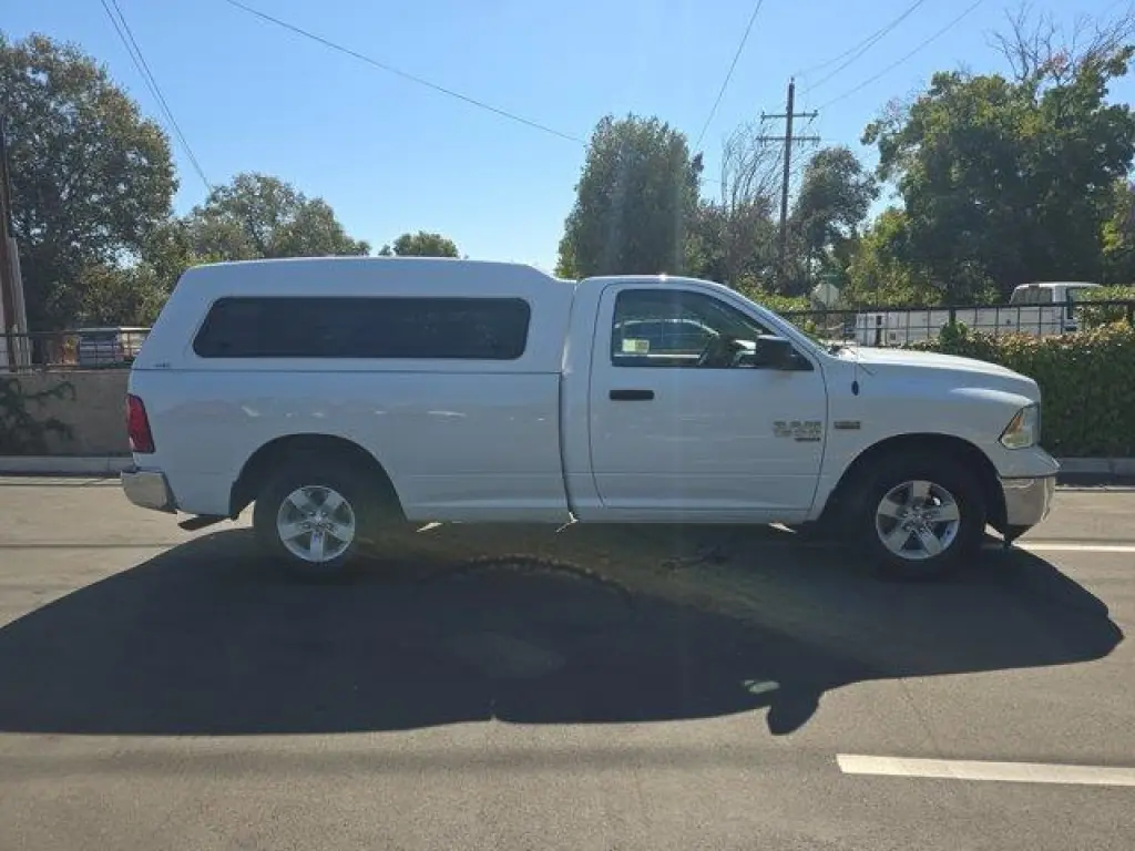 Ram 1500 Classic 2020 4x2 Tradesman 2dr Regular Cab 8 ft. LB Pickup