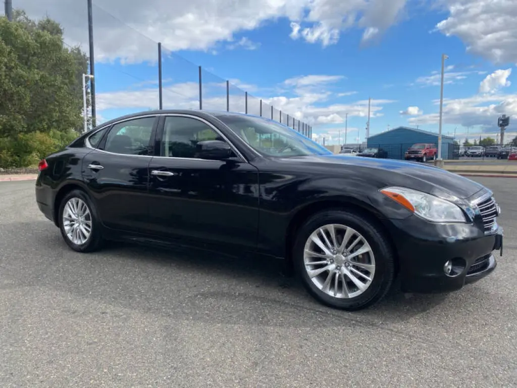 2012 Infiniti M35h