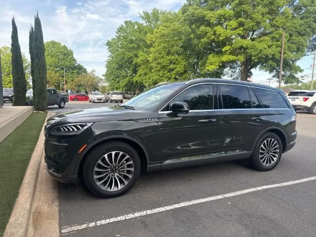 Lincoln Aviator 2022 Reserve 4dr SUV