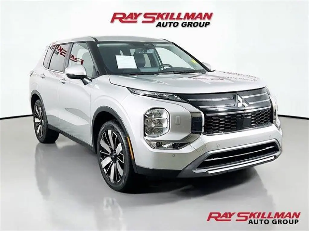 Mitsubishi Outlander 2025 AWD SE SUV de 4 puertas