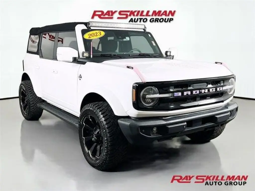 Ford Bronco 2023 4x4 Outer Banks 4dr SUV