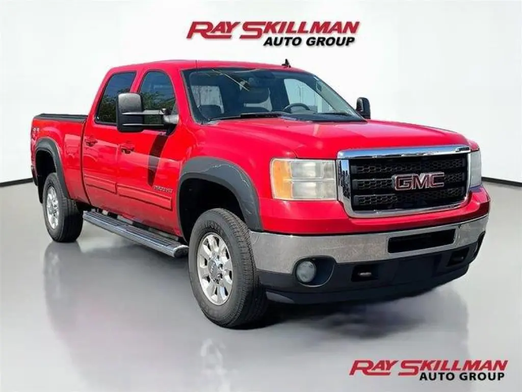 GMC Sierra 2500HD 2011 4x4 SLT 4dr Crew Cab SB