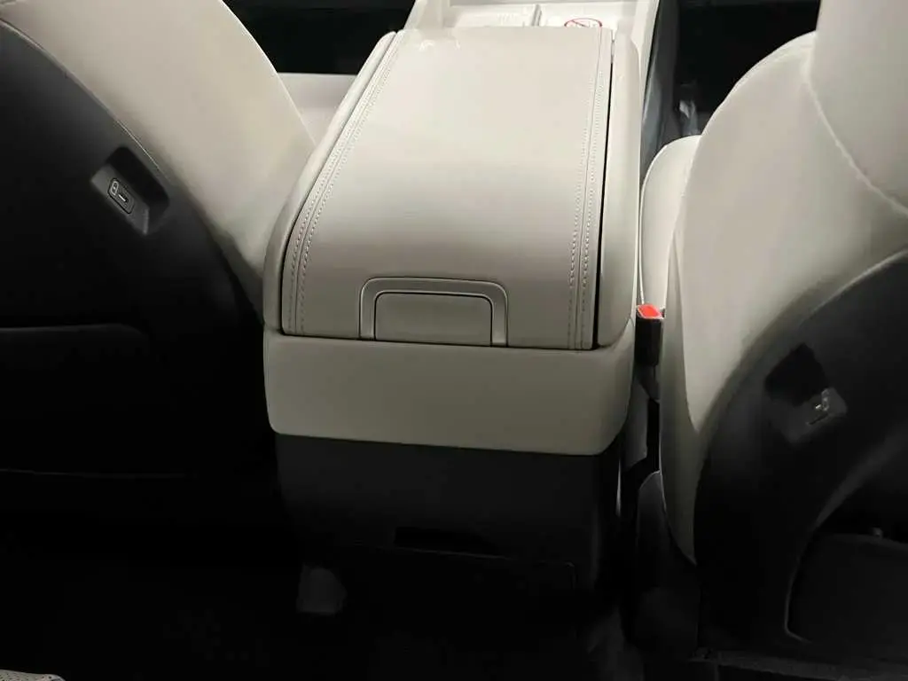 Hyundai SANTA FE 2025 AWD SEL SUV de 4 puertas