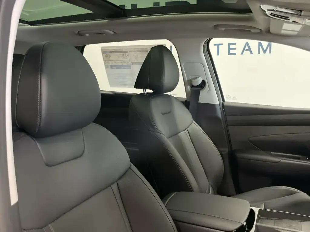 Hyundai TUCSON Híbrido 2025 AWD SEL Conveniencia SUV 4 puertas