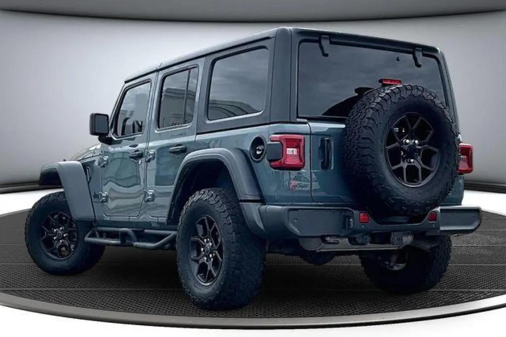 Jeep Wrangler 2024 4x4 Willys 4dr SUV