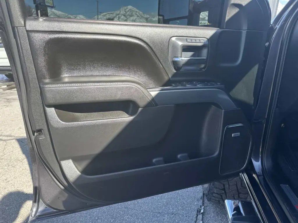 2016 Chevrolet Silverado 3500HD LTZ