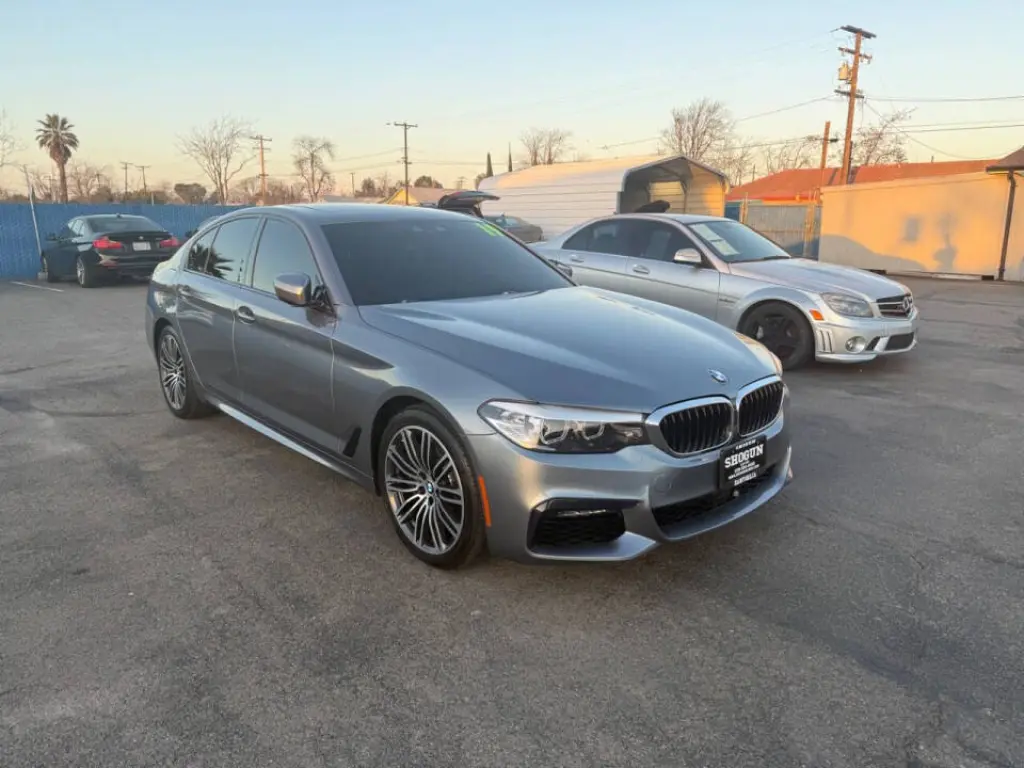 2019 BMW 5 Series
530e iPerformance