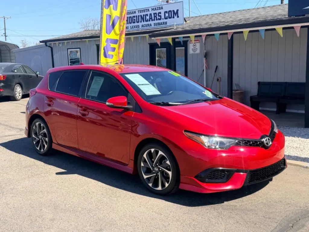 2016 Scion iM
Base