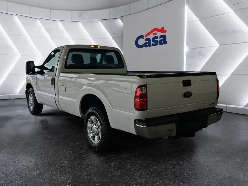 Ford F-250 Super Duty 2016 4x2 XL 2dr Regular Cab 8 ft. LB Pickup