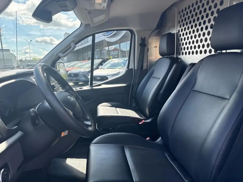 Ford Transit 2023 150 3dr SWB Low Roof Cargo Van