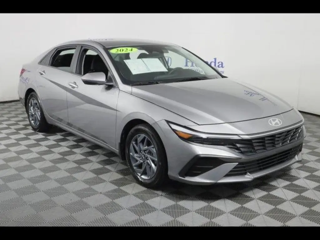 Hyundai ELANTRA 2024 SEL 4dr Sedan
