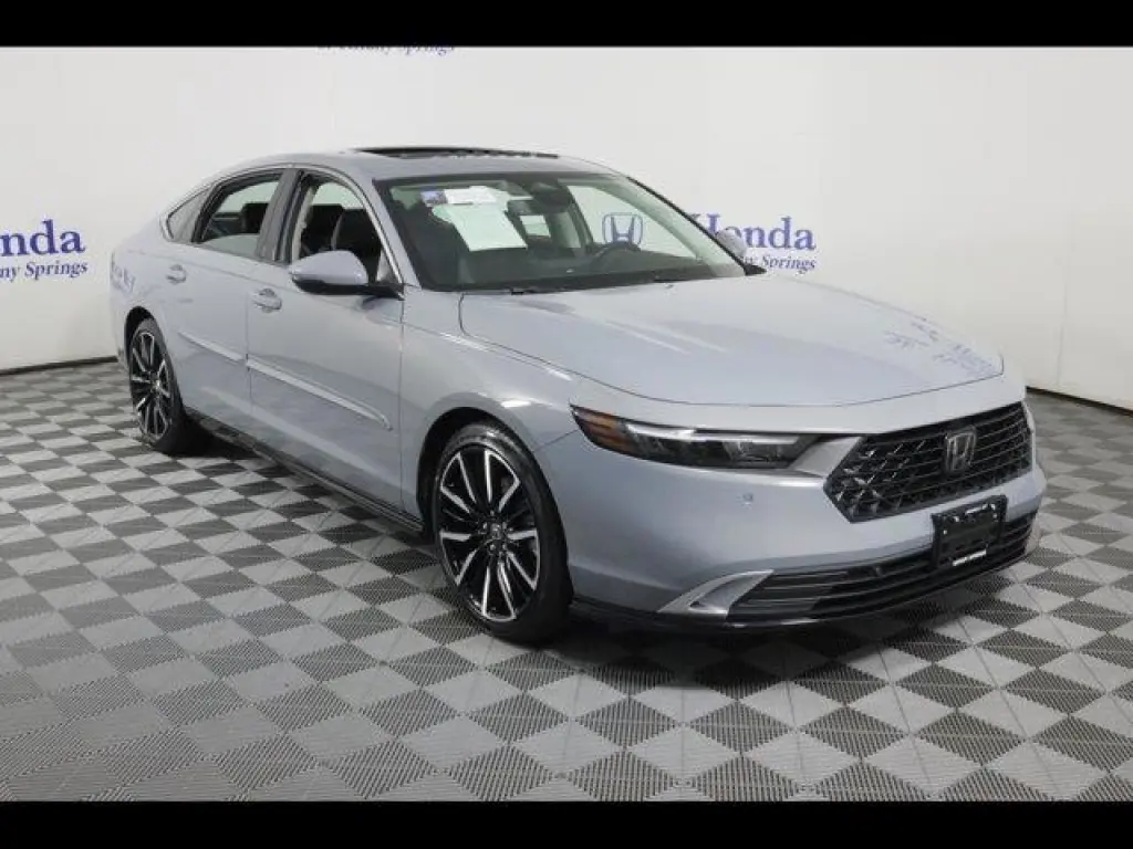 Honda Accord Hybrid 2025 Touring 4dr Sedan